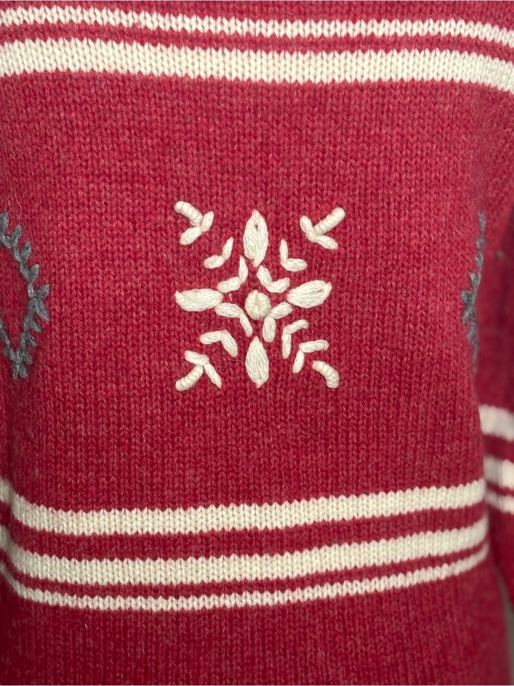 EMS 100% Wool Snowflake Turtleneck Sweater Burgundy Women's Large - Picture 7 of 9